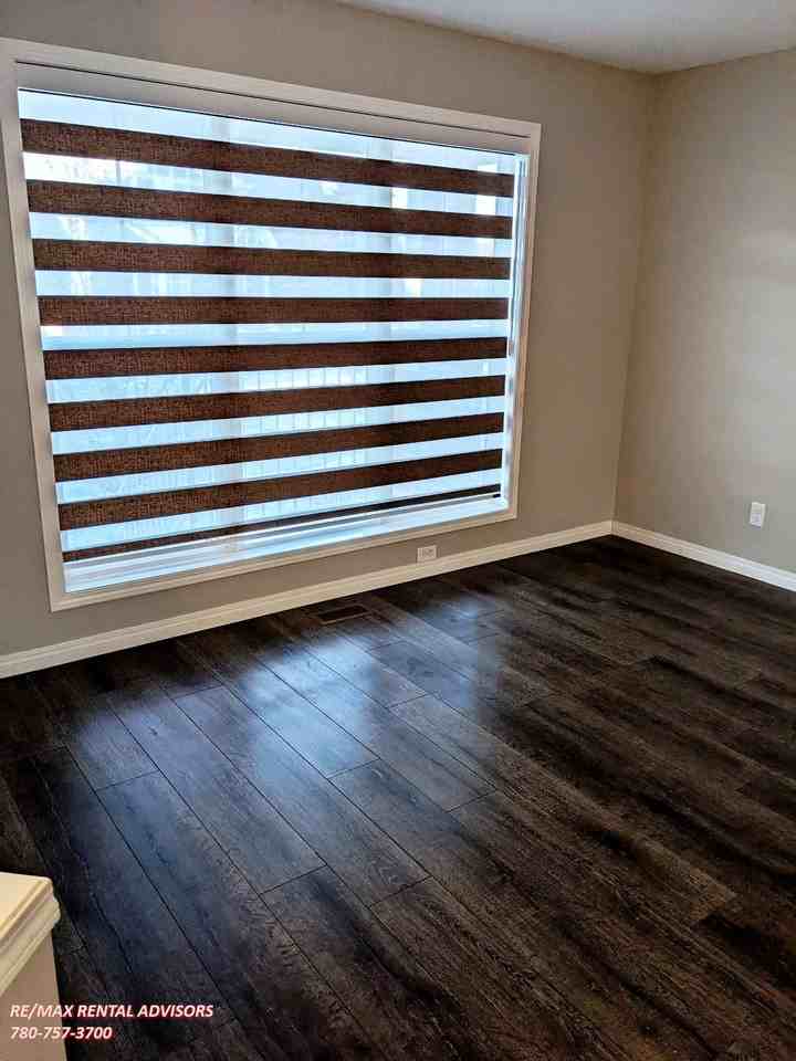 58 Cranford Bay Se - Photo 5 of 19