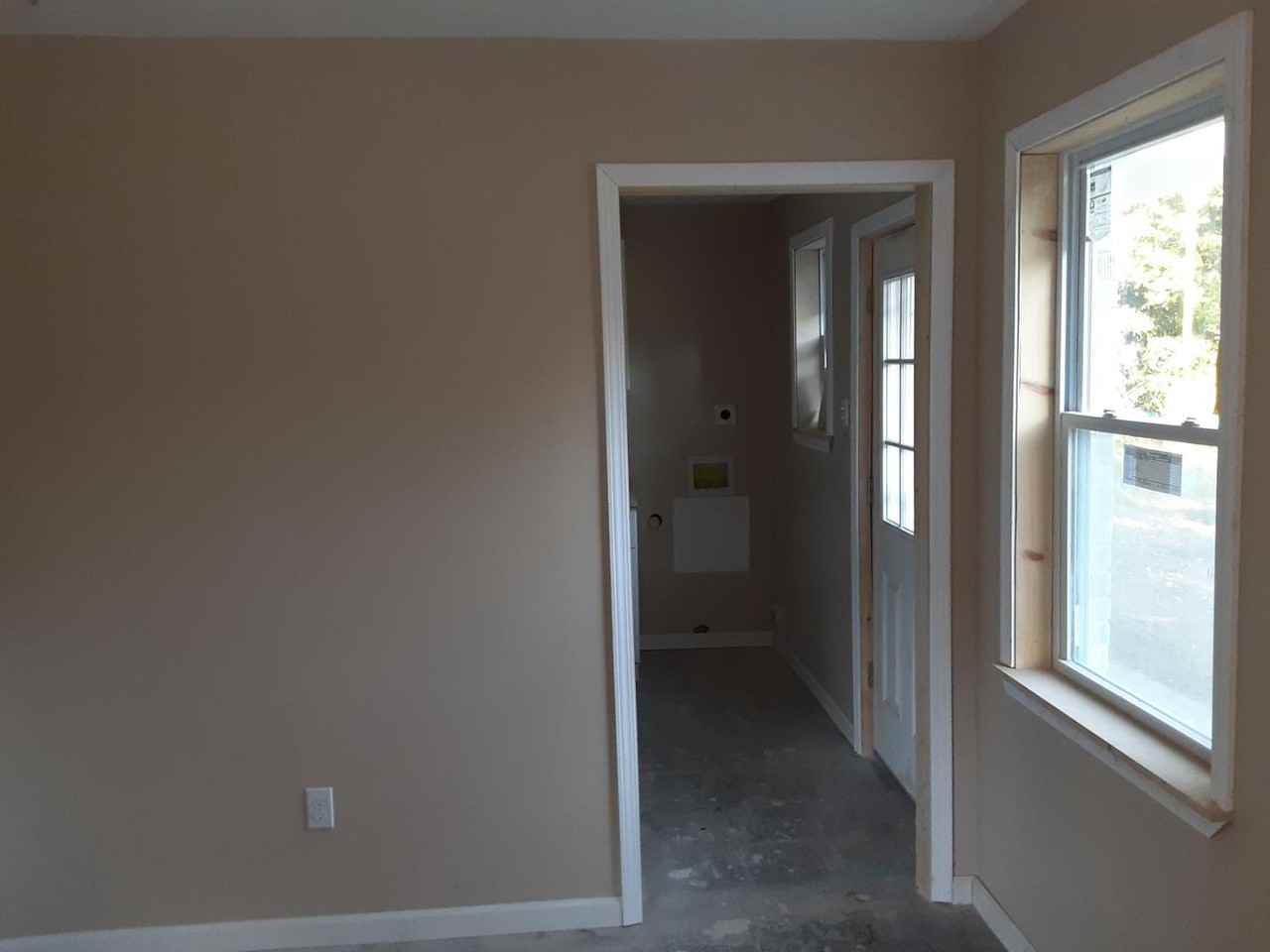 853 Annie Street - Photo 2 of 6