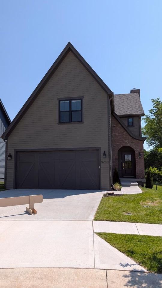 16653 Garnett St - Photo 4 of 12