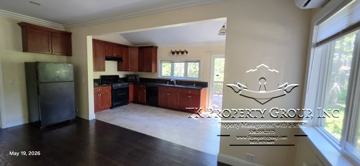 featured image of 325 1/2 E Main St #B