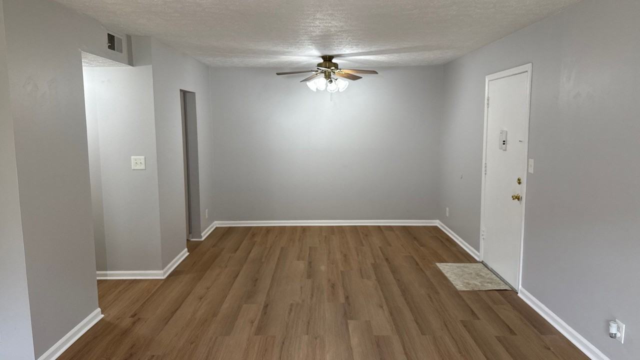 7008 Wildwood Cir #1 - Photo 3 of 31