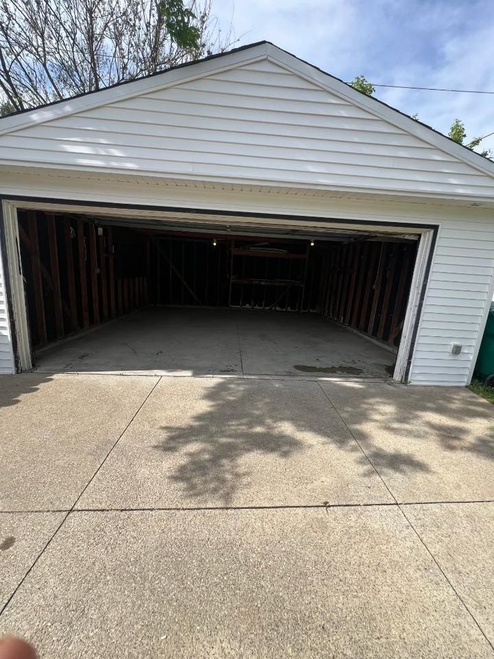 14315 Tokay Ave - Photo 4 of 20
