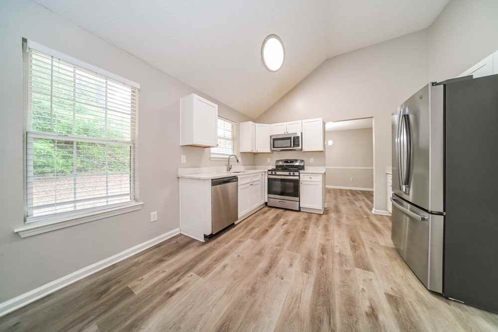 4710 Idlewood Gate - Photo 7 of 17