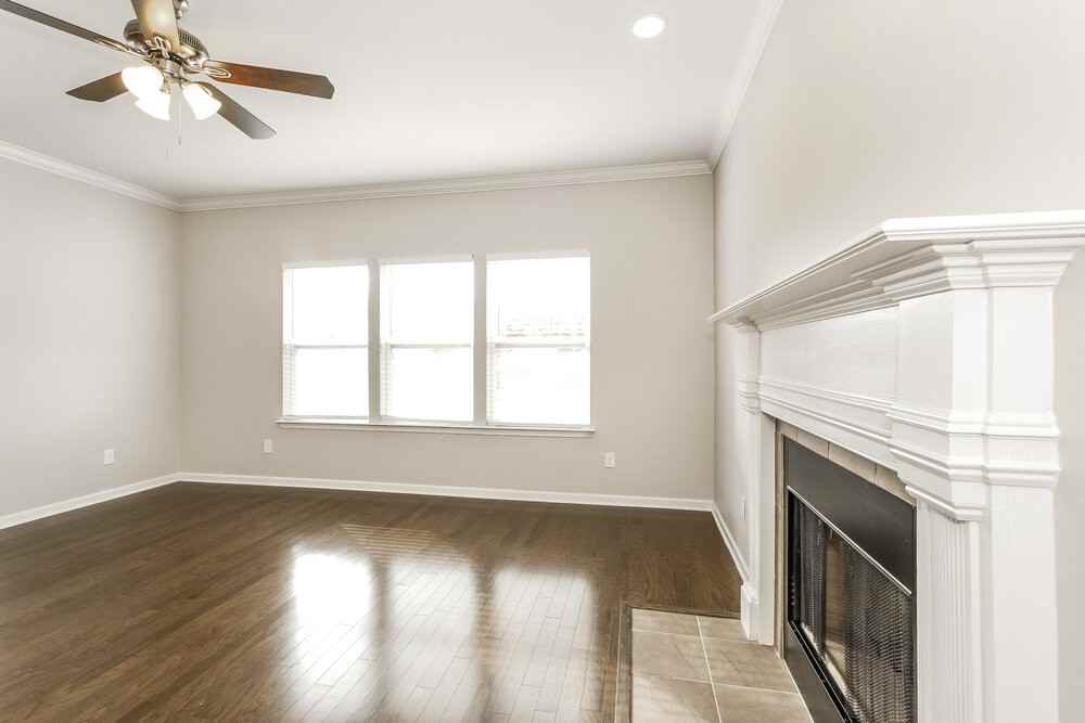 2101 Lake Vista Dr - Photo 5 of 16