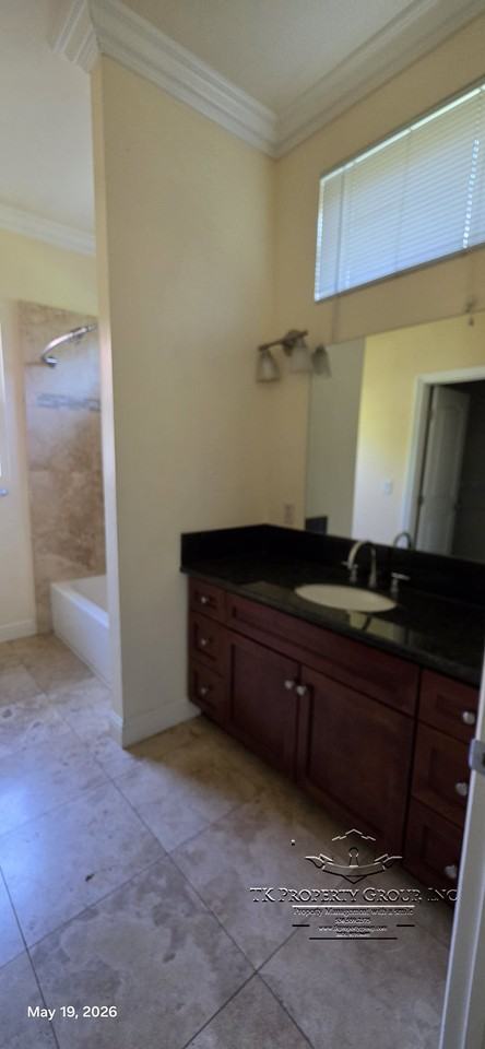 325 E Main St #A - Photo 6 of 11