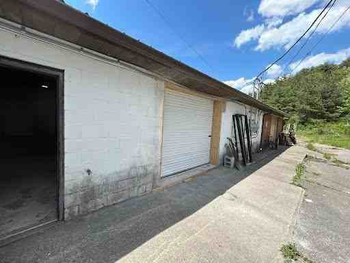 2270 Harper Road - DStorage area #D - Photo 3 of 6