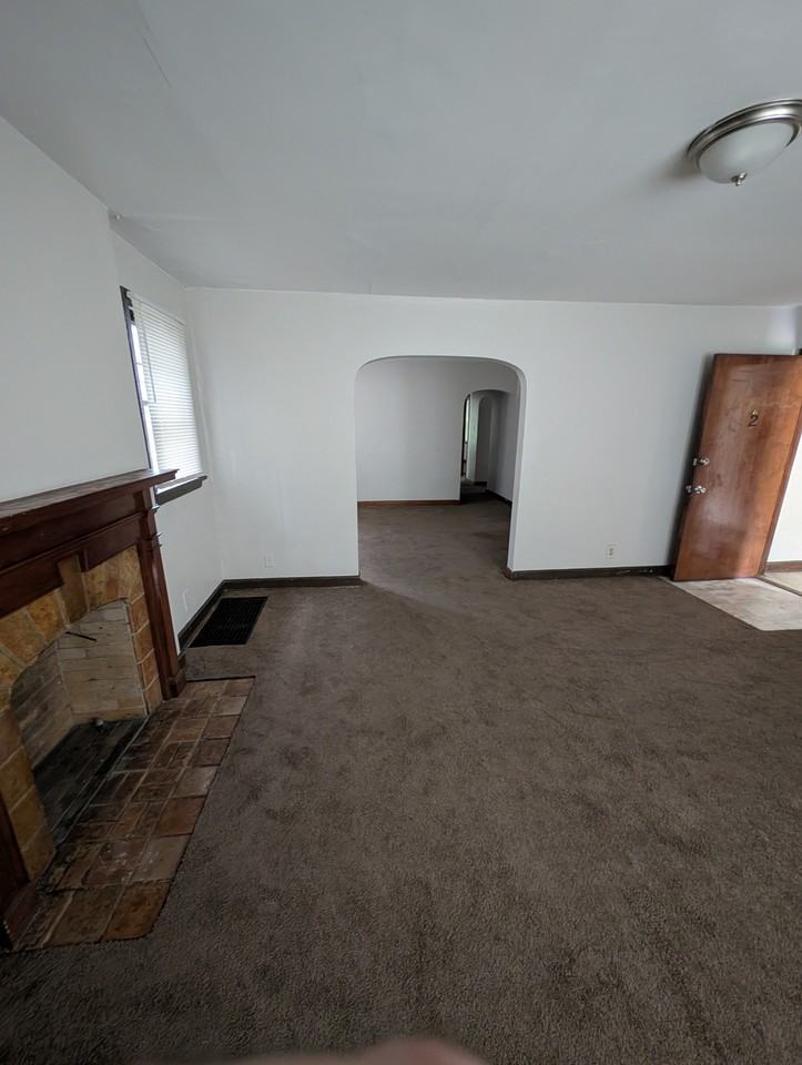Geers Ave #926 - Photo 3 of 10