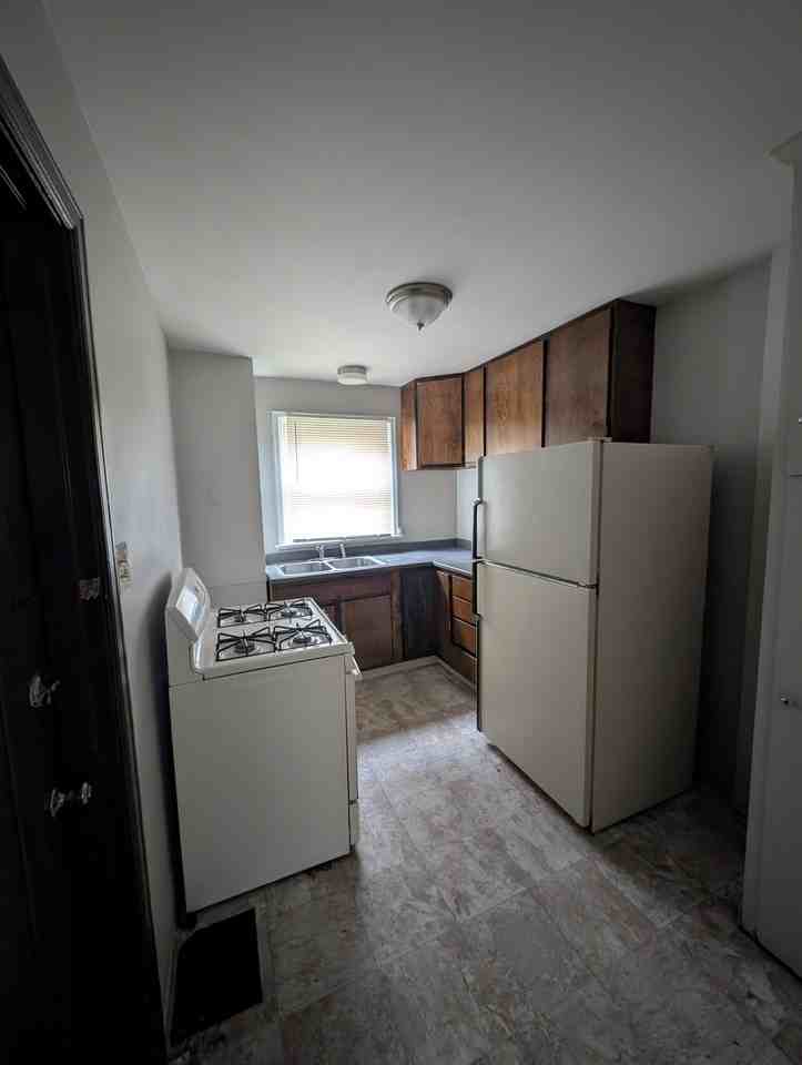 Geers Ave #926 - Photo 4 of 10