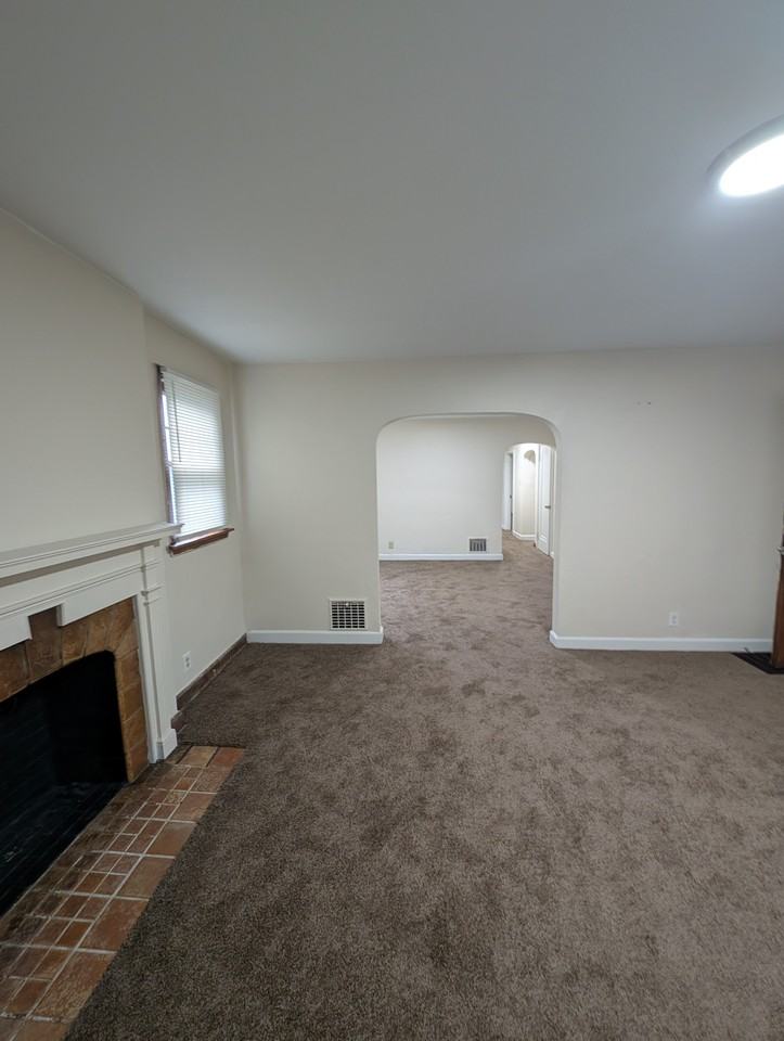 Geers Ave #928 - Photo 3 of 10