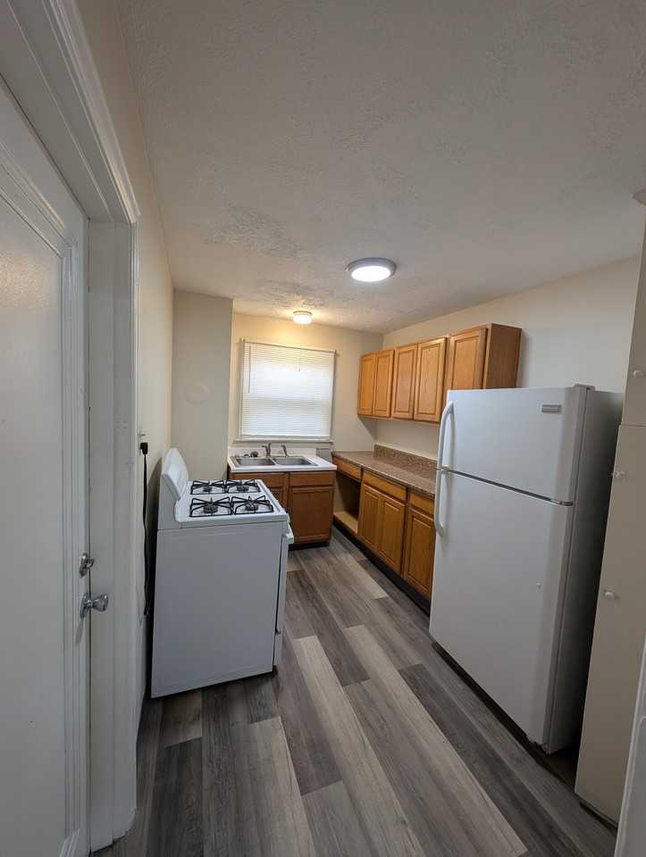Geers Ave #928 - Photo 4 of 10