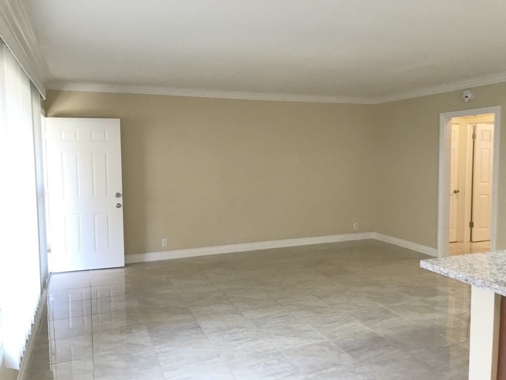 325 Olive Ave #16 - Photo 3 of 23
