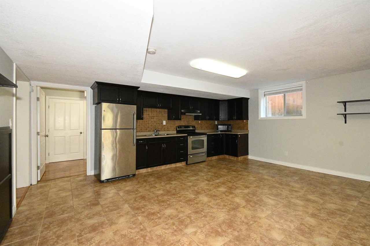7650 Grayshell Rd #D - Photo 3 of 16