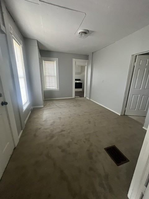 18 Phelps Ave #3 - Photo 3 of 5