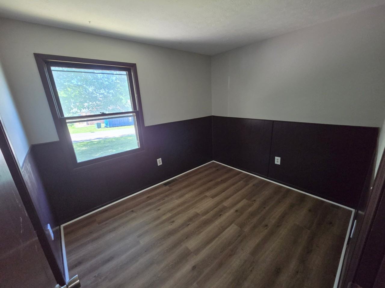 1021 Ridgeway Dr #1 - Photo 3 of 10