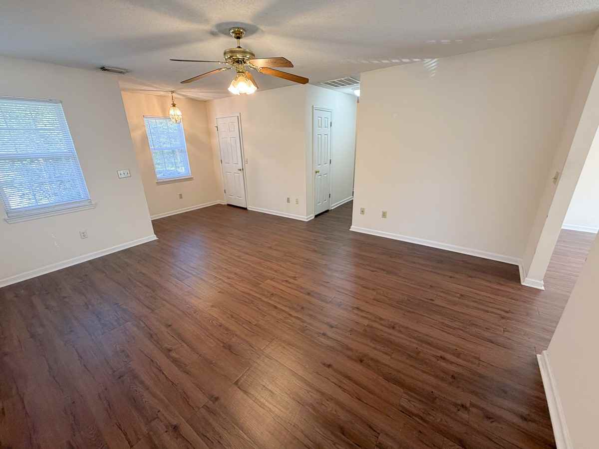 314 Mobley Dr #1 - Photo 3 of 12