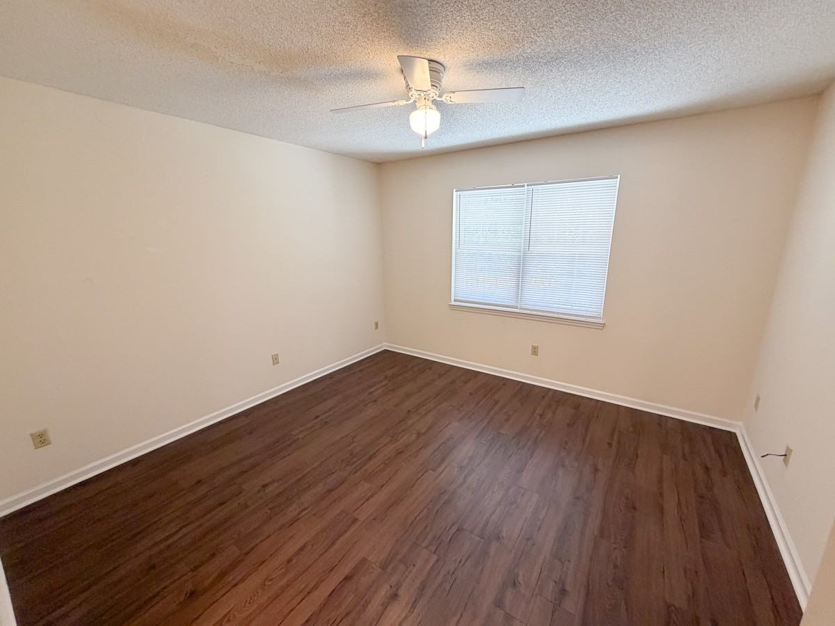 314 Mobley Dr #1 - Photo 6 of 12