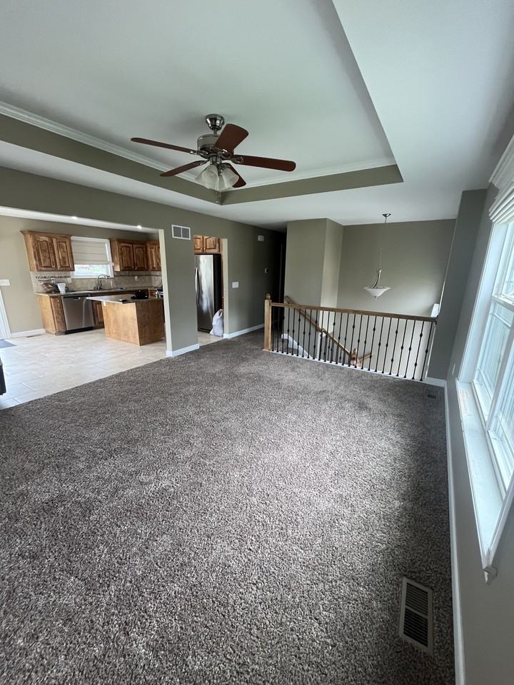 455 Ash Ct #1 - Photo 4 of 19