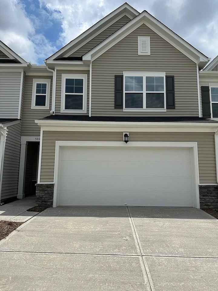 5024 Arkose Dr - Photo 2 of 50