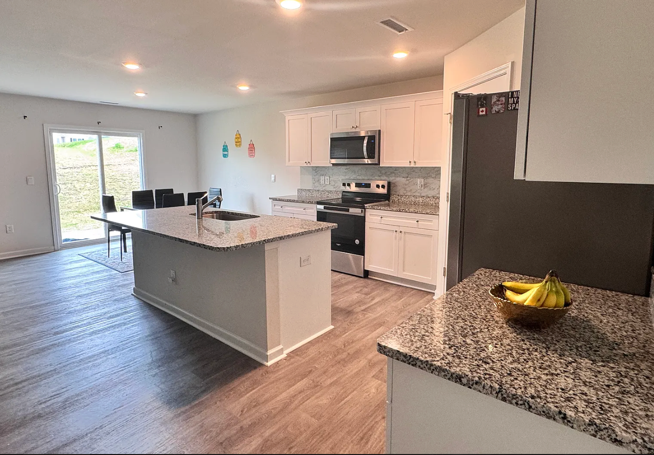 5024 Arkose Dr - Photo 5 of 50