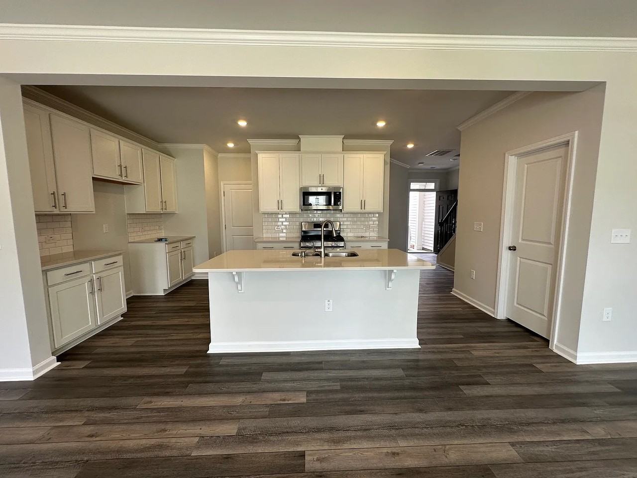 5024 Arkose Dr - Photo 3 of 50