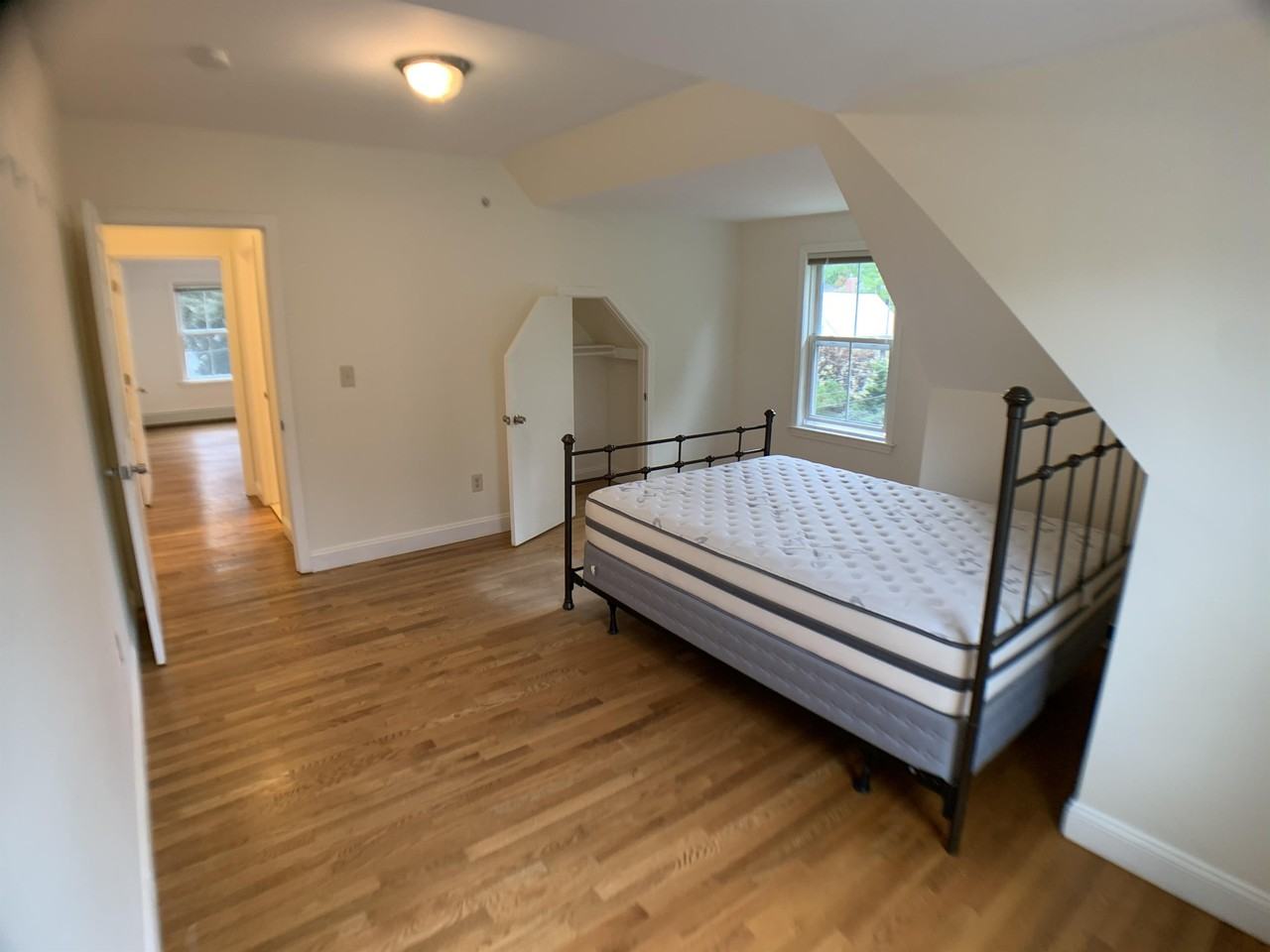4 Brewer St #3 - Photo 5 of 24