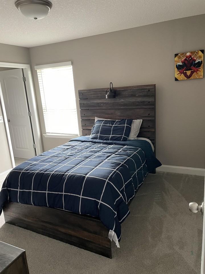 354 Thorp Cir #1 - Photo 4 of 9