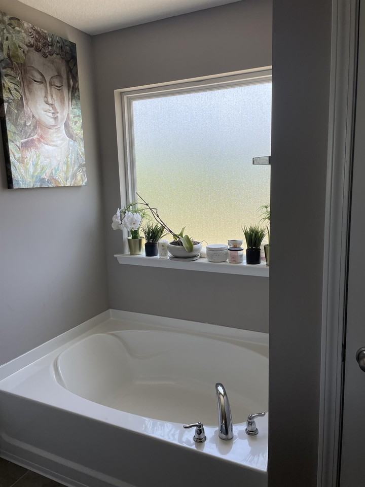 354 Thorp Cir #1 - Photo 7 of 9