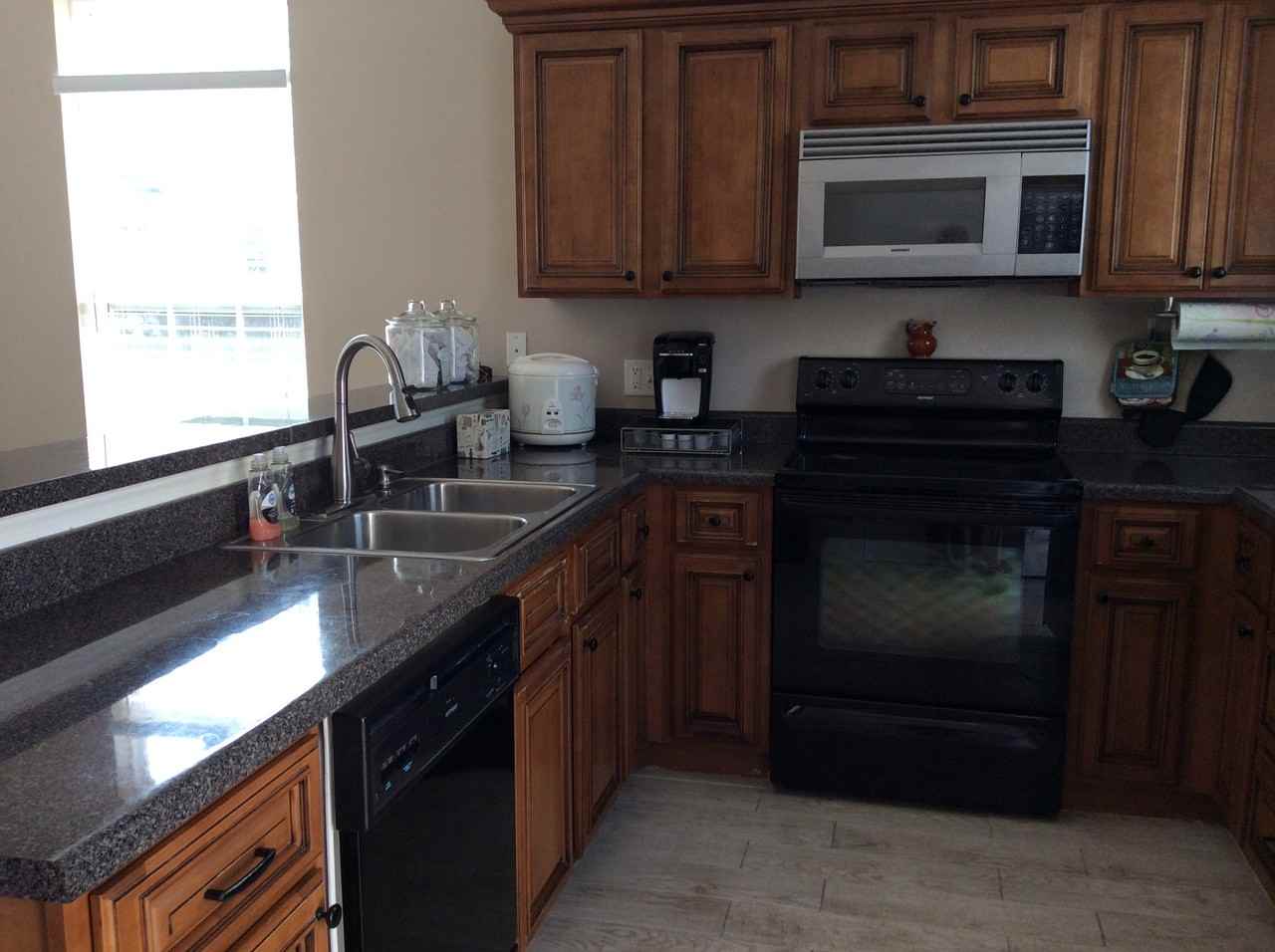 601 Atkinson Dr #601 - Photo 3 of 10