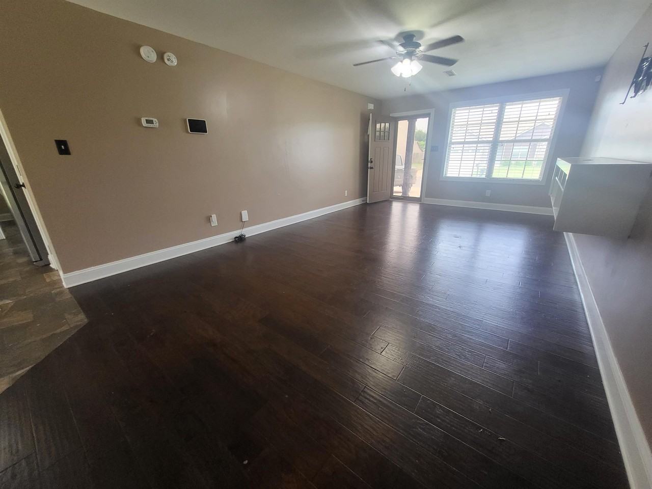 703 Jim Brown Dr #1 - Photo 6 of 23