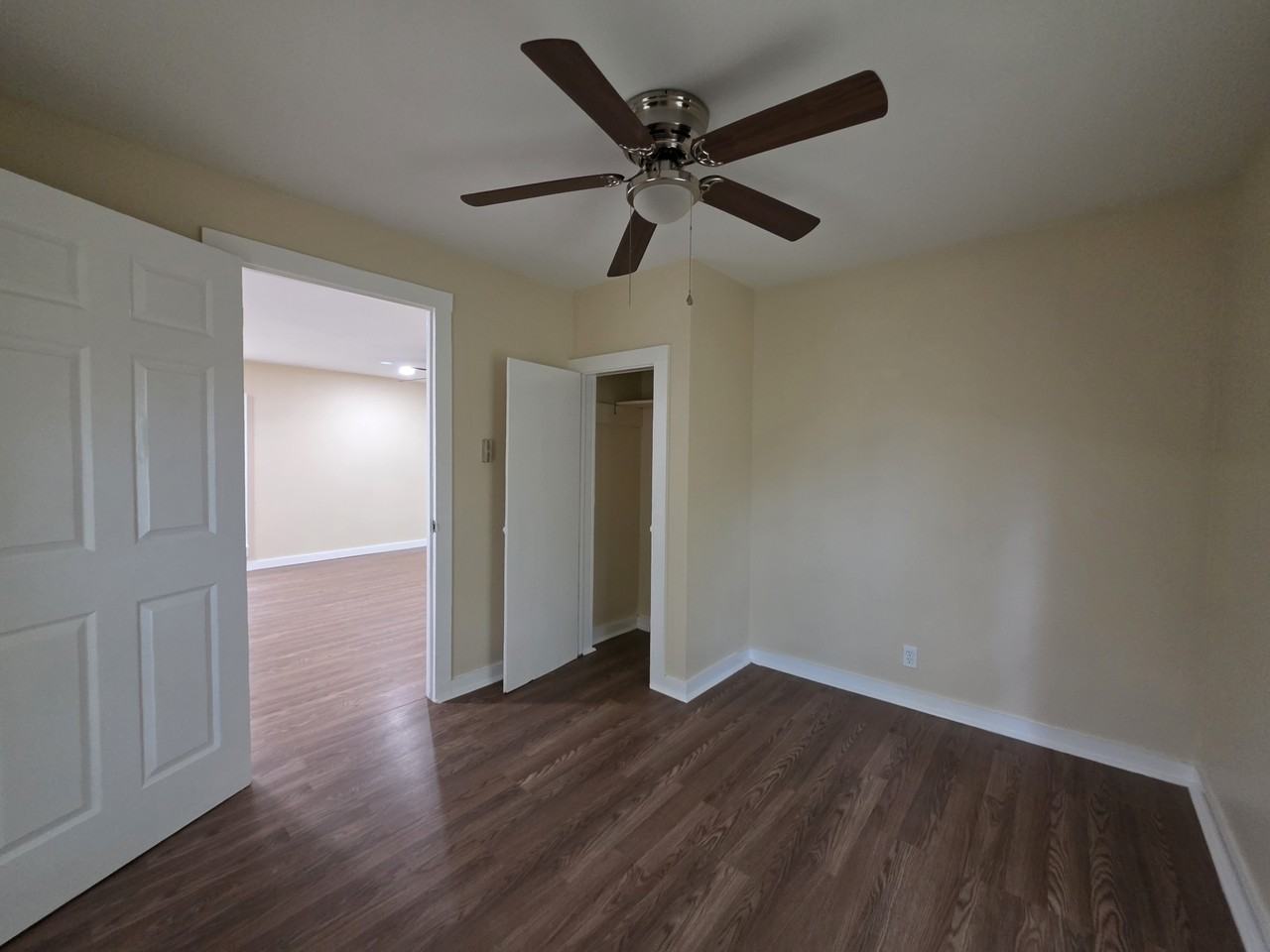 1116 E Cameron Ave #1 - Photo 7 of 38