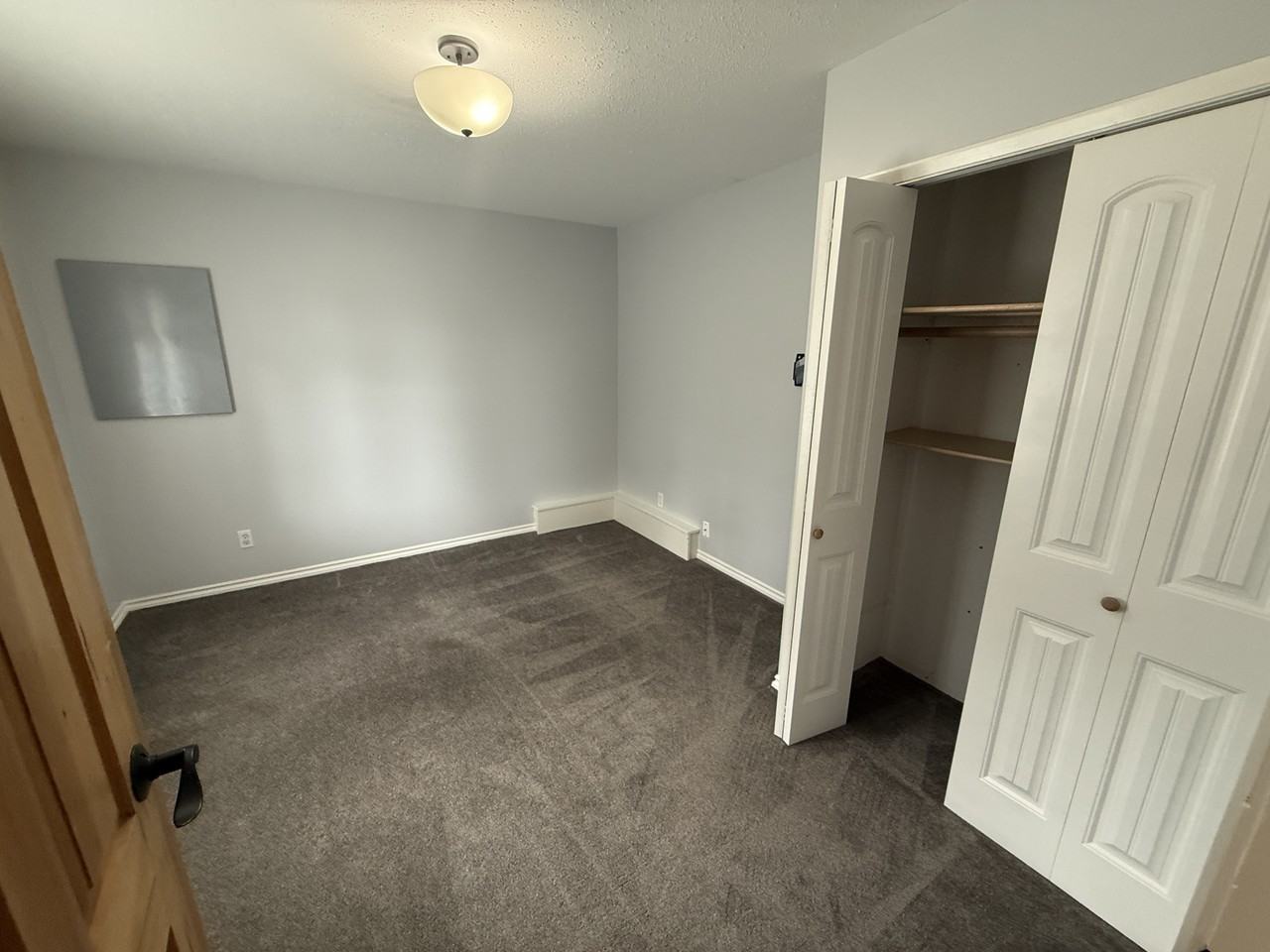 271 Woodhaven Dr #1 - Photo 5 of 41
