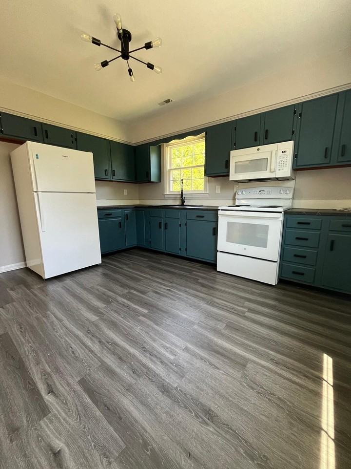 3510 Cypress Pond Dr #1 - Photo 6 of 18