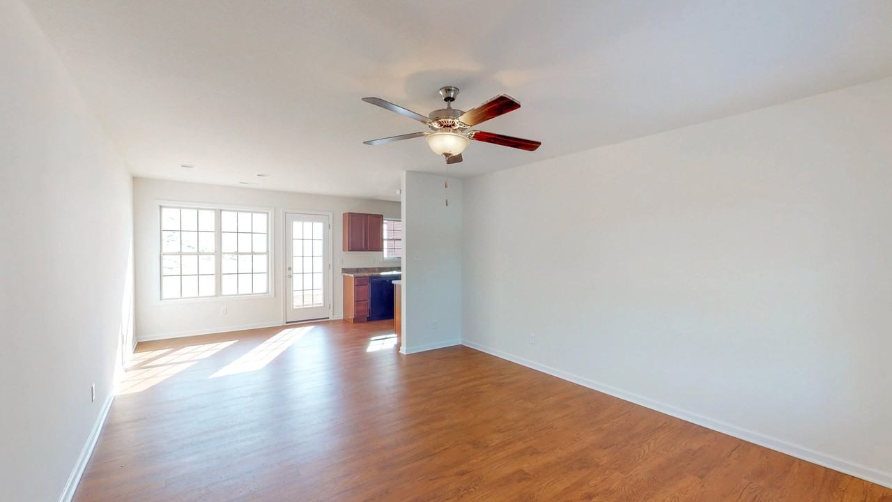 450 Tittsworth Springs Rd #2 - Photo 5 of 18