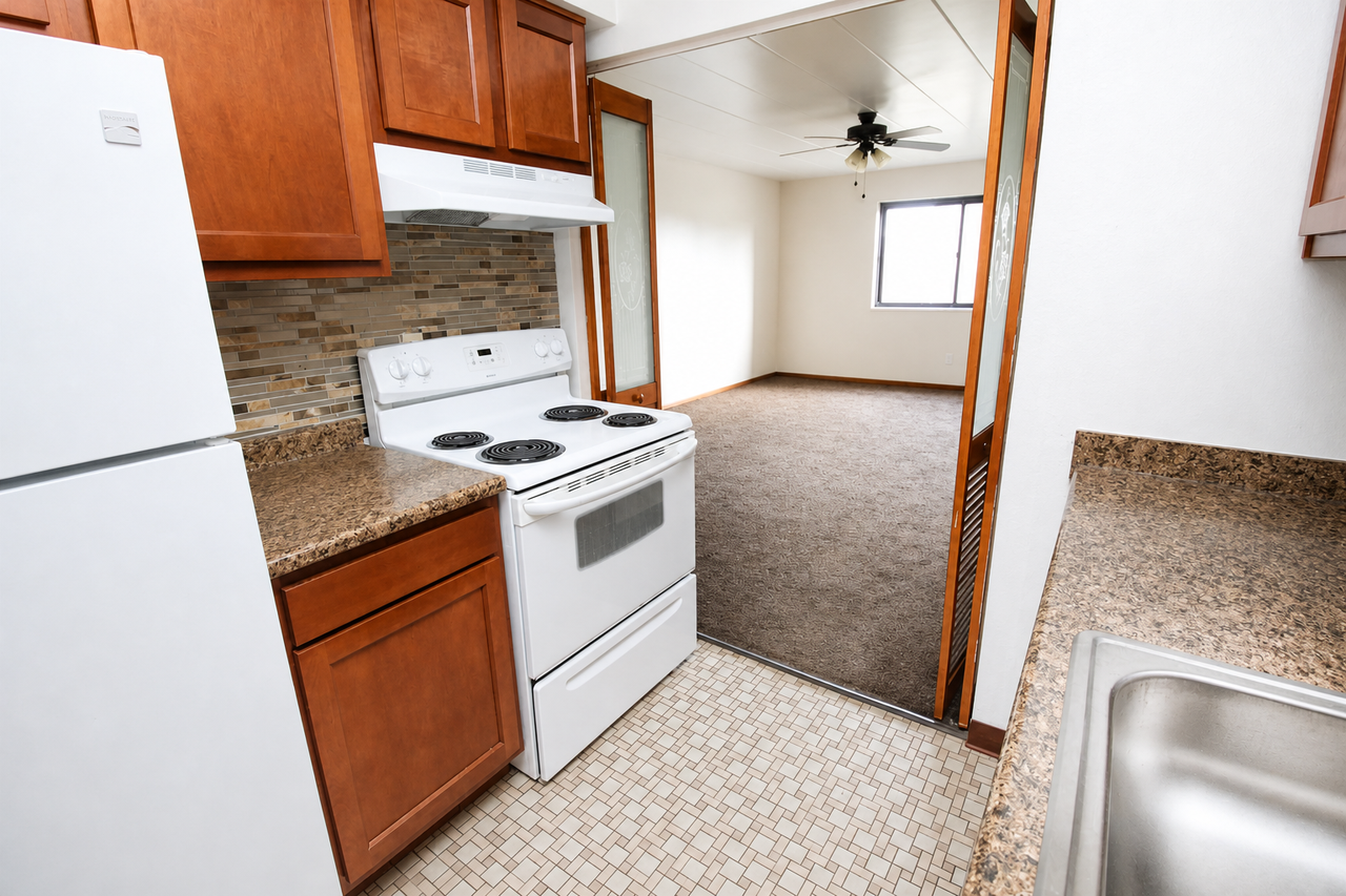 504 ORCHARD AVENUEAPT 202 #202 - Photo 2 of 10