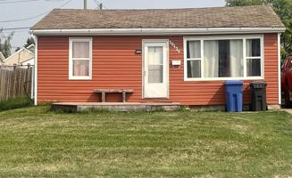 featured image of 10424 102 Ave #1