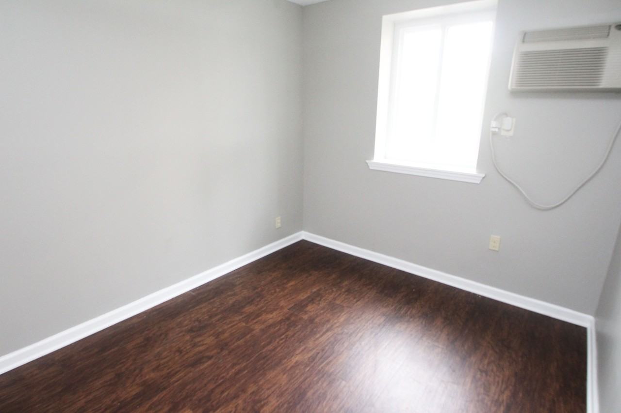 60 SUMNER AVENUEAPT 2 #B02 - Photo 7 of 9