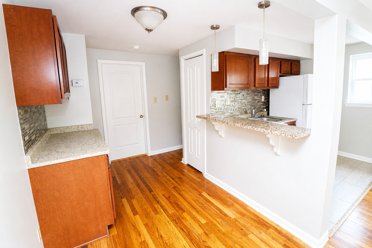 60 SUMNER AVENUEAPT 10 #B10 - Photo 2 of 8