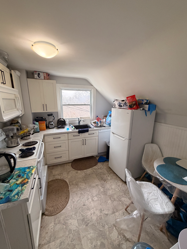 19 Linden Ave #1 - Photo 5 of 7