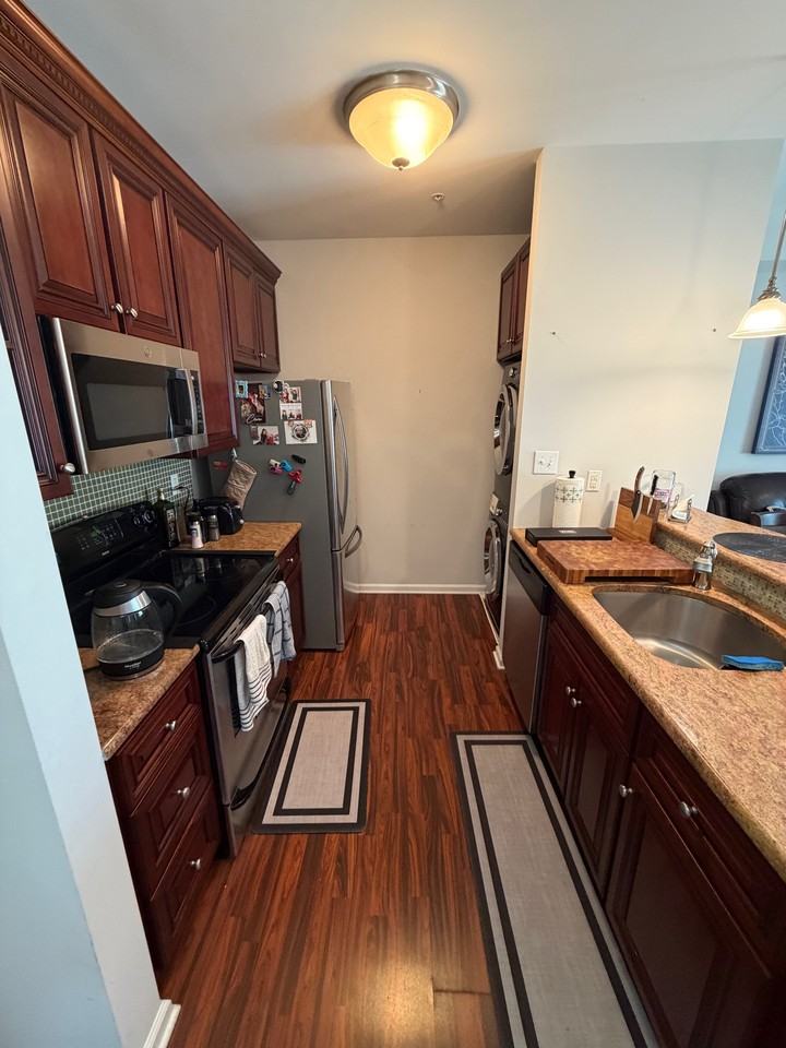 135 Prospect St #303 - Photo 4 of 30