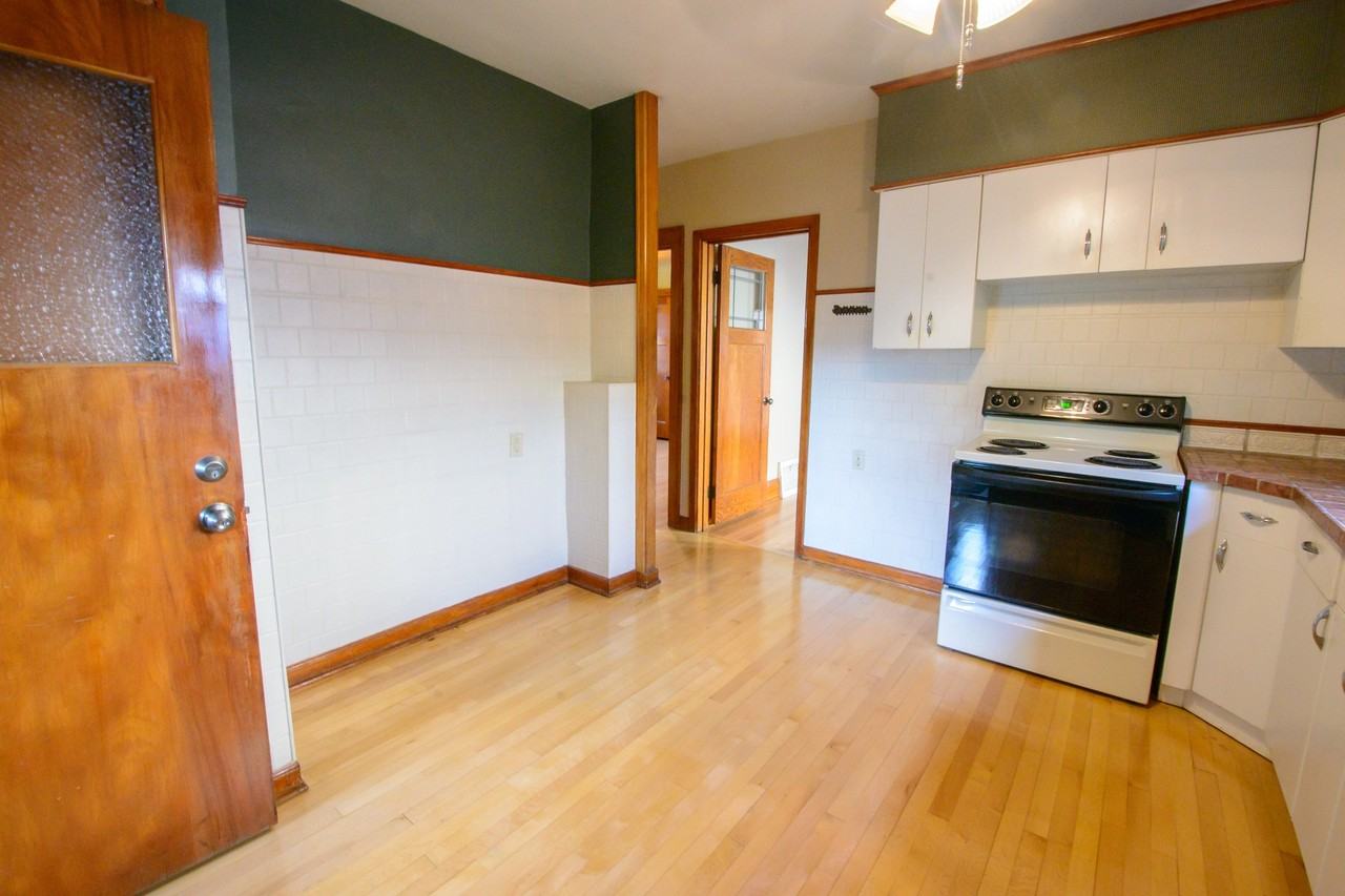 2109 N 60th St - Photo 2 of 19
