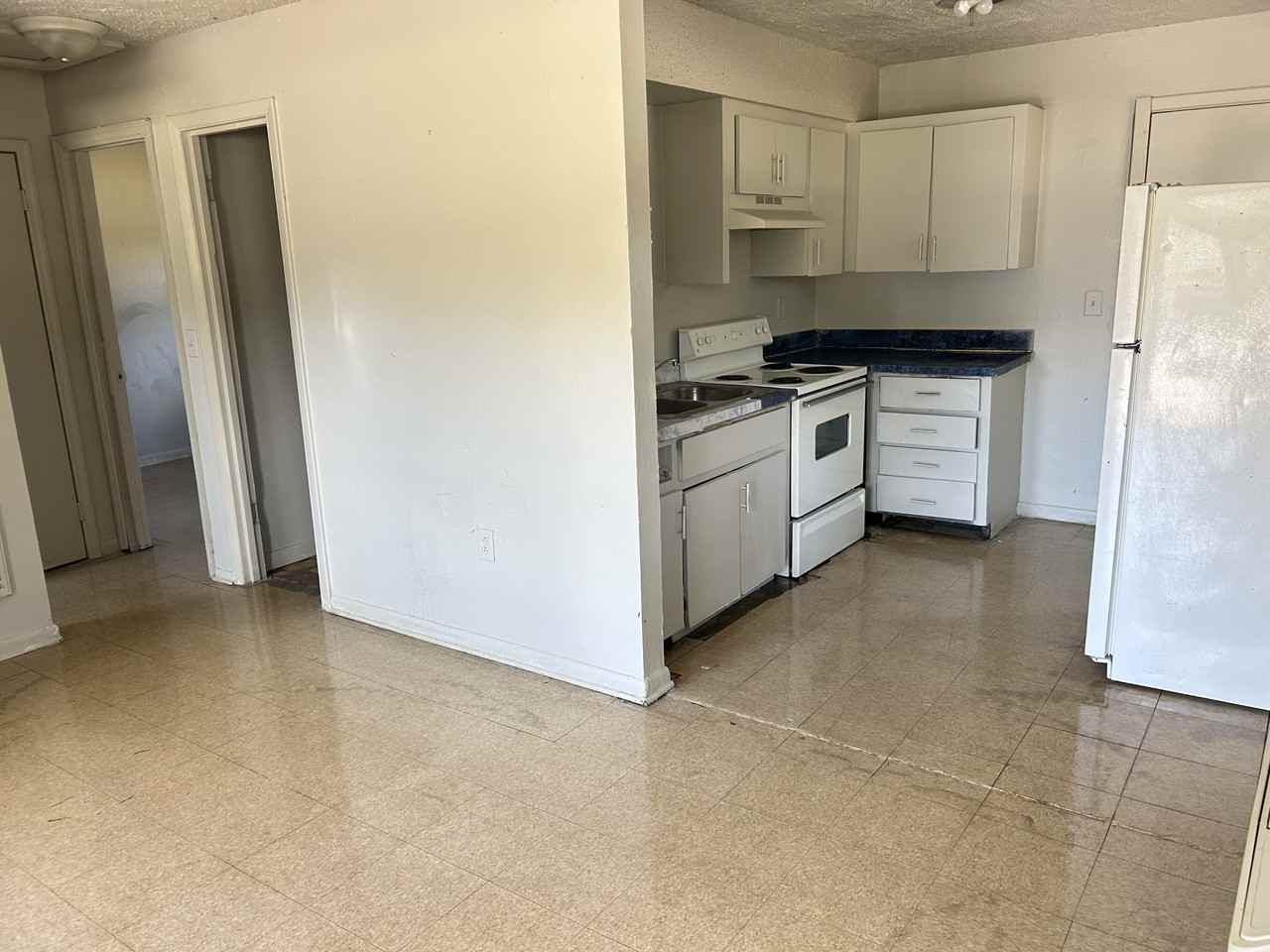 409 Kilgore St #10 - Photo 3 of 10