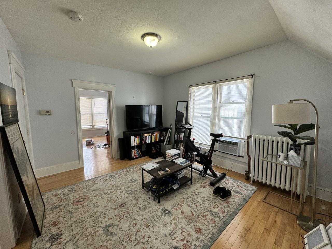 648 Iglehart Ave #2 - Photo 7 of 10