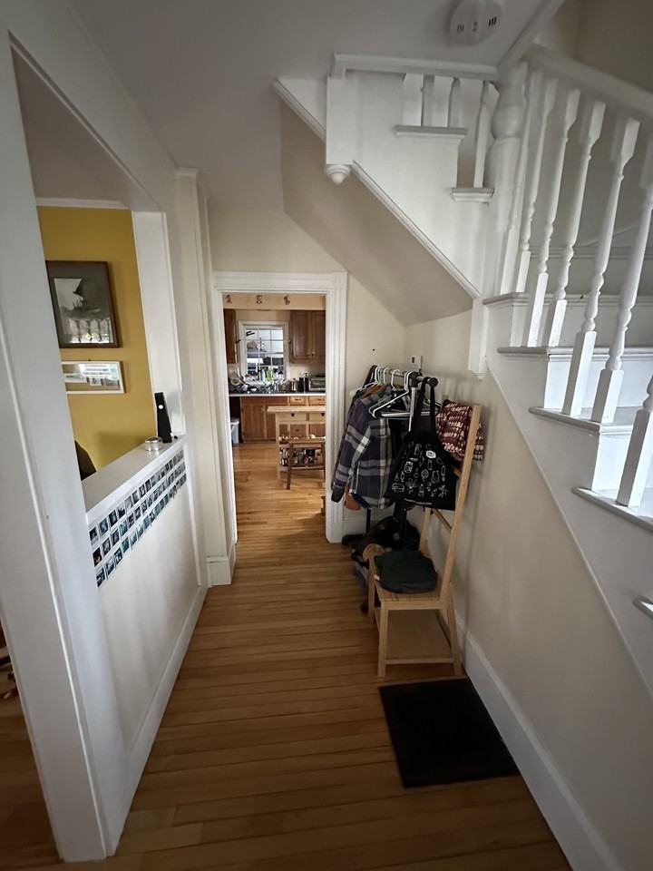 30 Forest Ave #1 - Photo 5 of 14