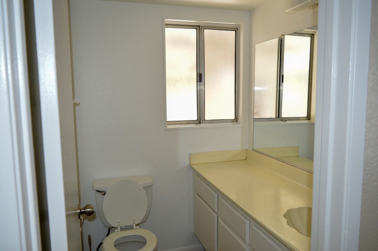 11249 Heathrow Dr #11249 - Photo 7 of 21