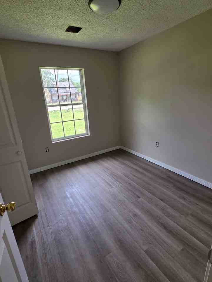 2519 Crane St #1 - Photo 5 of 11