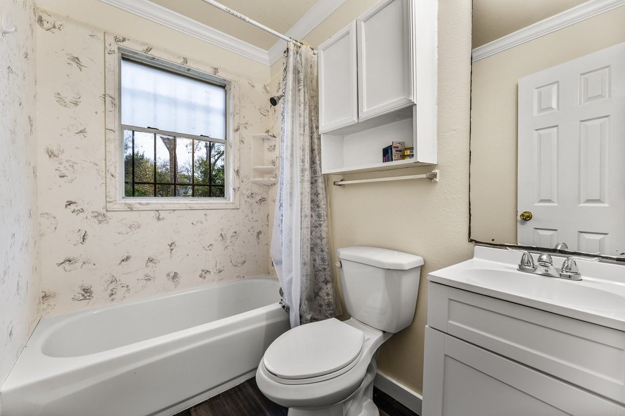 820 E Pecan Ave #1 - Photo 7 of 10