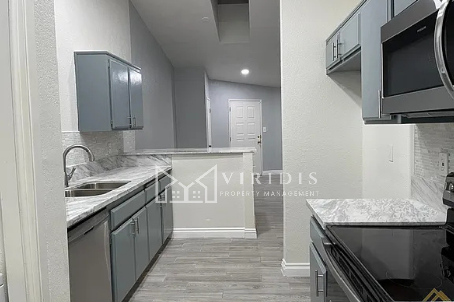 4600 Beechwood St #1 - Photo 4 of 8