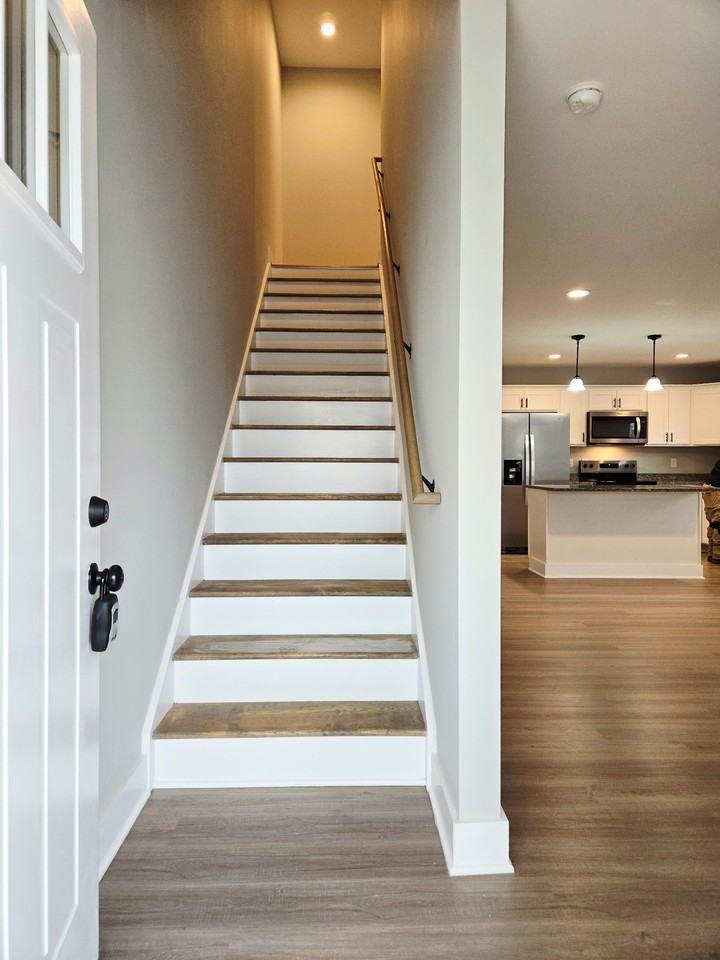 106 E Kentucky Ave #1 - Photo 6 of 13