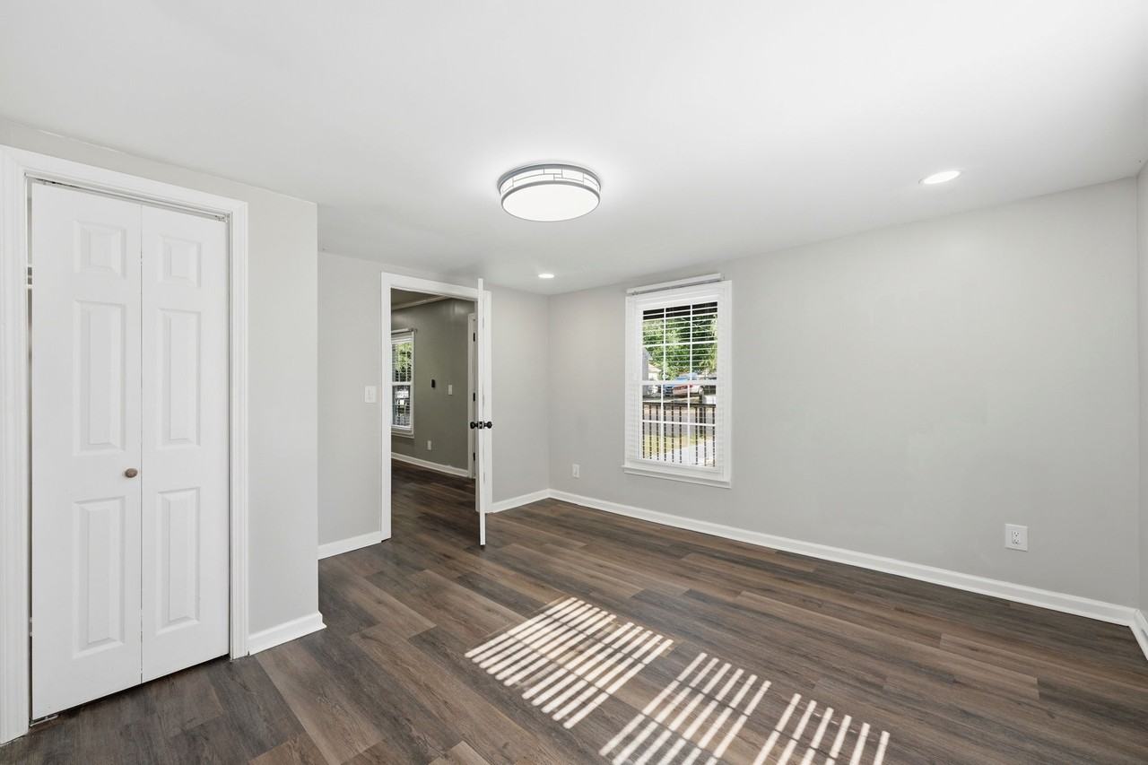 1106 Attica St #1 - Photo 7 of 31