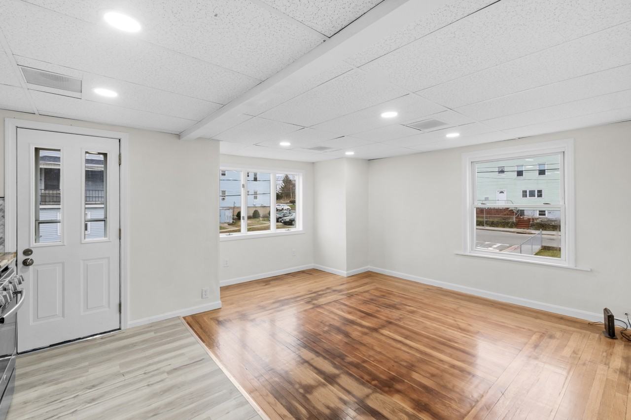 227 Lawrence St #2 - Photo 2 of 11